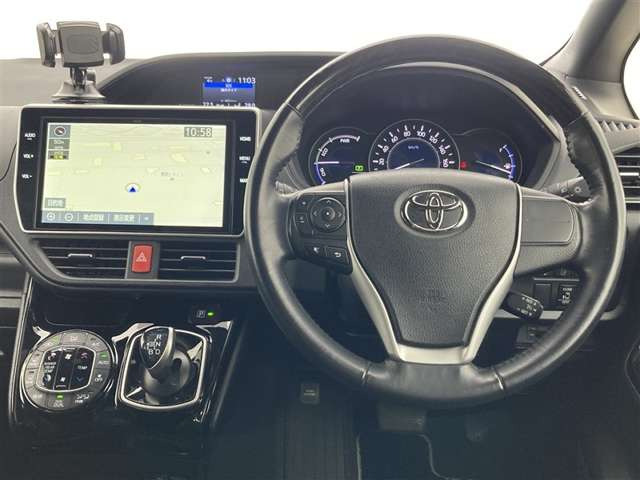 ノア1.8 ハイブリッド Si W×B II