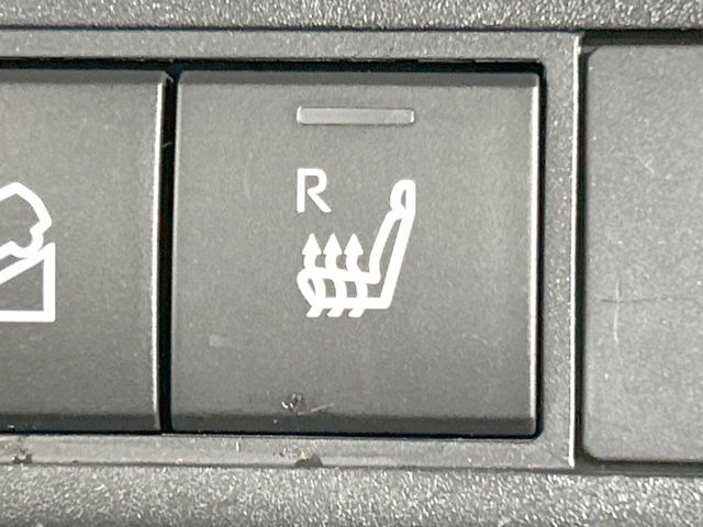 �y�V�[�g�q�[�^�[�z�������ɏd�󂷂�V�[�g�q�[�^�[!�G�A�R����葁�����܂��Ă����̂Ŋ�����̐l�����S�ł��ˁ�G�A�R���̉����͊������邩����A�Ƃ������ɂ����������߂ł��B