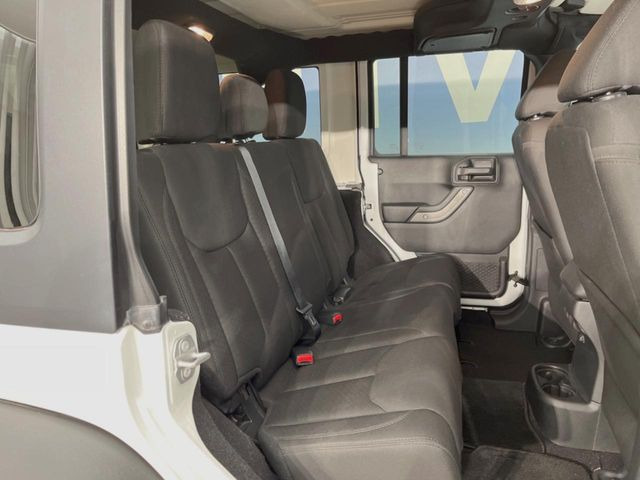 ���㕔���Ȃ��C�ɂȂ�悤�ȃL�Y�E�����ւ��蓙�A�傫�ȃ_���[�W�͂Ȃ��A�ǍD�ȏ�Ԃł��B