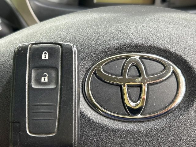 �y�X�}�[�g�L�[�z�J�o����|�P�b�g�ɓ��ꂽ�܂܂ł��h�A�̎{���E�������\�ȃX�}�[�g�L�[�𑕔��B�G���W���̃I���E�I�t�����J�M�����o���K�v����������Ƃ��Ă��֗��ł���