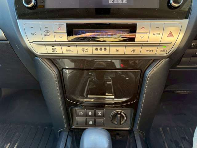 �C�ɂȂ邨�Ԃ�����܂�����E�̓d�b�ԍ����璼�ڂ��X�ɂ��₢���킹���������B�x�����@����ԗ����A��Ԃ܂łȂ�ł������������Ē����܂��B�X�^�b�t�ꓯ���A�����҂����Ă���܂��B