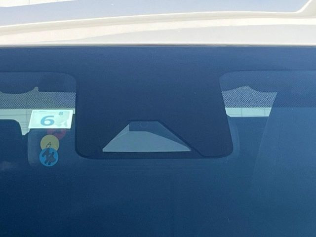 �y�v���N���b�V���Z�[�t�e�B�z�O���̎ԗ��������m���A�Փ˂������Ȏ��͌x��Œ��ӂ𑣂��A�u���[�L�𓥂ޗ͂��T�|�[�g�B�u���[�L�𓥂߂Ȃ������ꍇ�͏Փ˔�Q�y���u���[�L���쓮�A�Փˉ�����T�|�[�g���܂��B