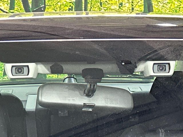 �y�A�C�T�C�gVer3�z�O���̎ԗ��������m���A�Փ˂������Ȏ��͌x��Œ��ӂ𑣂��A�u���[�L�𓥂ޗ͂��T�|�[�g�B�u���[�L�𓥂߂Ȃ������ꍇ�͏Փ˔�Q�y���u���[�L���쓮�A�Փˉ�����T�|�[�g���܂��B