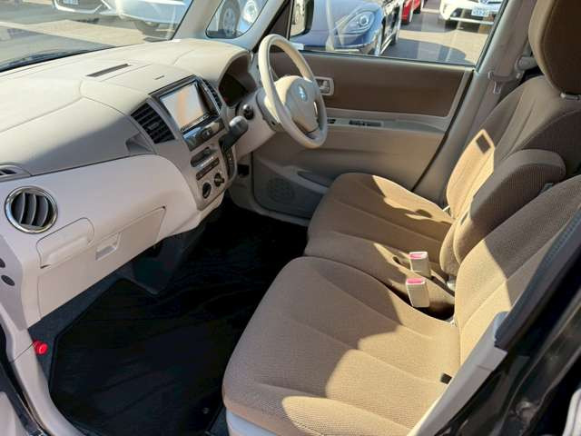 �C�ɂȂ邨�Ԃ�����܂�����E�̓d�b�ԍ����璼�ڂ��X�ɂ��₢���킹���������B�x�����@����ԗ����A��Ԃ܂łȂ�ł������������Ē����܂��B�X�^�b�t�ꓯ���A�����҂����Ă���܂��B