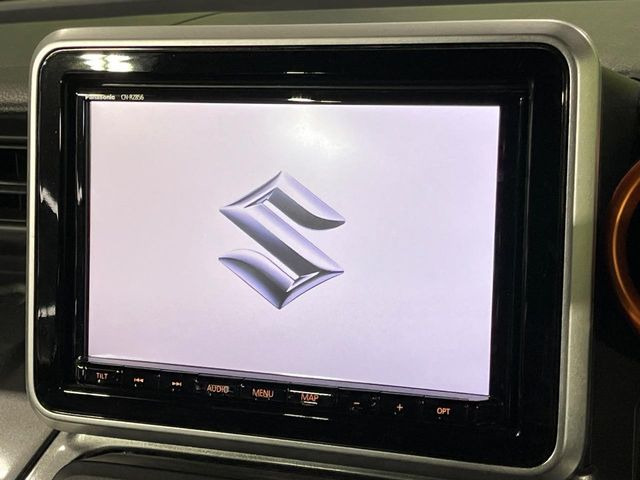 �y����8�^�i�r�z�l�C�̏����i�r�𑕔��B�I�[�f�B�I�@�\���[�����Ă���ABluetooth�ڑ�����΂������̃X�}�z��MP3�v���C���[�̉��y���Đ��\!�����̉^�]������Ɋy�����Ȃ�܂�!!