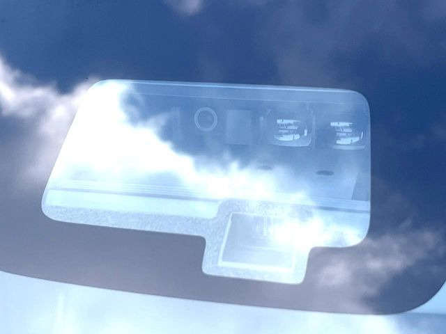 �y�X�Y�L �Z�[�t�e�B�T�|�[�g�z���s���ɑO���̎ԗ�����F�����A�Փ˂������Ȏ��͌x��ƃu���[�L�ŏՓˉ���Ɣ�Q�y�����A�V�X�g�B�����S�Ƀh���C�u�����y���݂��������܂��B