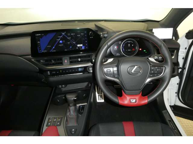 UX250h Fスポーツ エモーショナル エクスプローラー