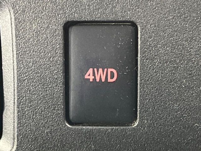 4WD�̂��Ԃł��̂ŁA�ᓹ�ł����S�ł���~��n�n��ɂ��Z�܂��̕��ȊO�ɂ��A�E�B���^�[�X�|�[�c����̕���~��n��֋A�Ȃ����@�������ɂ���������!