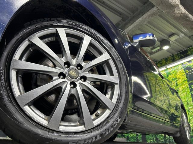 �y17�C���`�A���~�z�C�[���z�O�ςɃ}�b�`�����A���~�z�C�[���𑕒����Ă���܂��B�e��A���~�z�C�[����A�X�^�b�h���X�^�C�����戵�����Ă���܂��B���񂲑��k����������