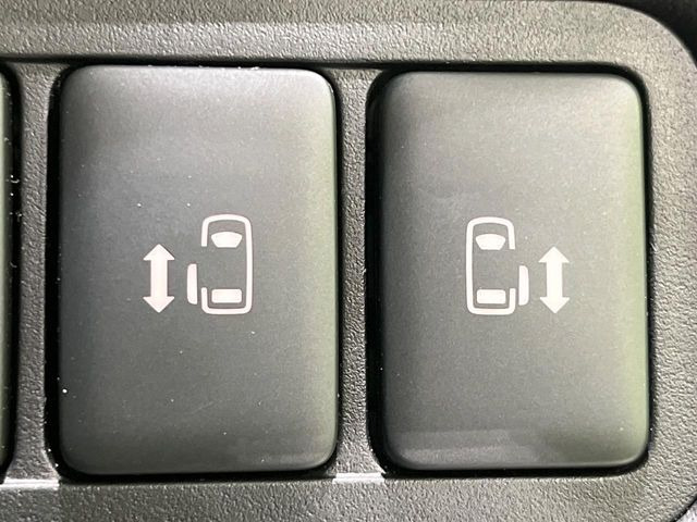 �y�����p���[�X���C�h�h�A�z�X�}�[�g�L�[��^�]�Ȃ̃X�C�b�`�Ō�ȗ����X���C�h�h�A�̊J���\���d��������͂����ăh�A���J����K�v�������A�����Ȃ��q�l�ł��ȒP�ɊJ���߂ł����K�ł���