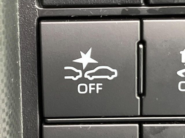 �y�X�}�[�g�A�V�X�g�z���s���ɑO���̎ԗ�����F�����A�Փ˂������Ȏ��͌x��ƃu���[�L�ŏՓˉ���Ɣ�Q�y�����A�V�X�g�B�����S�Ƀh���C�u�����y���݂��������܂��B