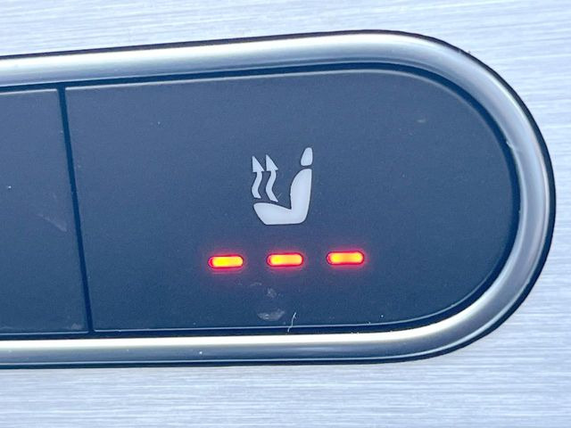 ���t�����g�V�[�g�q�[�e�B���O:�^�]�ȁE����ȋ��ɎO�i�K�Œ��߂��\�ȃV�[�g�q�[�^�[�𑕔����Ă���܂��B�G�߂��킸���K�ɂ��g�p���������܂��B