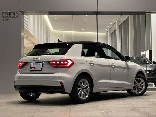 A1スポーツバック25 TFSI アドバンスド