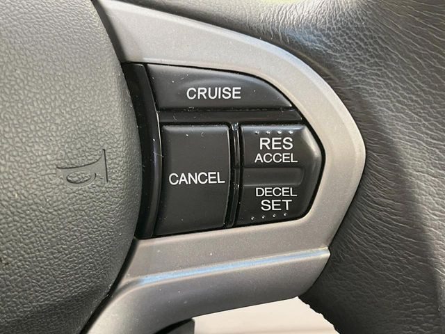 �y�N���[�Y�R���g���[���z�������H�����N���N���s�B�A�N�Z���𗣂��Ă���葬�x�ő��s���ł��A�������^�]���̕��S���y��!�����E�������ȒP�ȃX�C�b�`����Œ����ł��܂��B