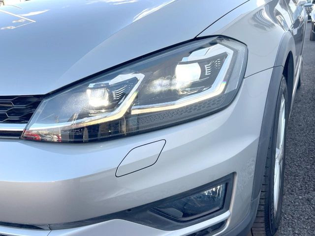 ��LED�w�b�h���C�g:��ԑ��s�����ǍD�Ȏ��E���m�ۂ����S���ĉ^�]�ł��鍂�P�xLED�w�b�h���C�g�𑕔�!�_�����x�������A����d�͂��}�����Ă��܂��B