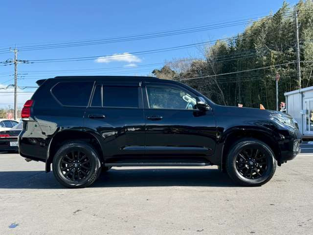 ���X�݌ɂ͊O���A�����N���[�j���O��ɓW�����A�����Ď��̏C�����̗L���A���[�^�[��������̗L������O�ҋ@�ւɂ�錟����S����{���Ă���܂��B�Ԍ��A�����A����h�������ЂőΉ��ł��܂��̂ł����S���������B