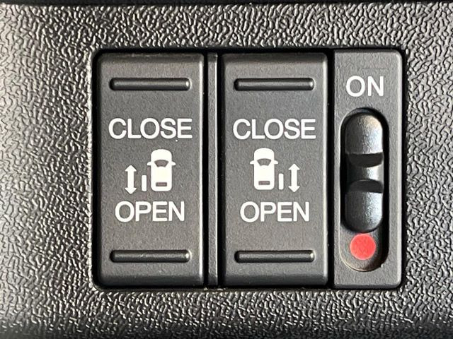 �y�����p���[�X���C�h�h�A�z�X�}�[�g�L�[��^�]�Ȃ̃X�C�b�`�Ō�ȗ����X���C�h�h�A�̊J���\���d��������͂����ăh�A���J����K�v�������A�����Ȃ��q�l�ł��ȒP�ɊJ���߂ł����K�ł���