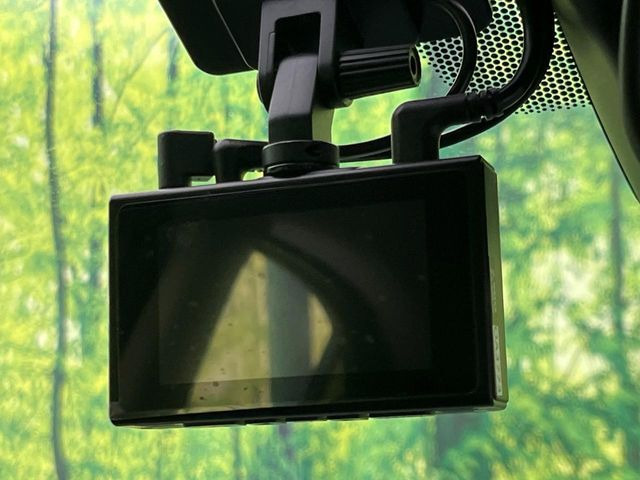 �y�h���C�u���R�[�_�[�z�h���C�u���R�[�_�[����!���s���͂������A������^�]�⎖�̂ɑ��������ہA�f���ŋL�^���A����̃��X�N�ɔ����܂��B���L�^�pSD�J�[�h�͂��q�l�����g�ł��������������K�v������܂��B