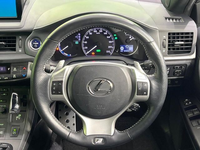 �y�X�e�A�����O�X�C�b�`�z�^�]���A�O������ڐ������炷���ƂȂ��A�I�[�f�B�I���̑��삪�\�ȕ֗��@�\!���S&���K�ȃh���C�u�����o���Ă���܂���