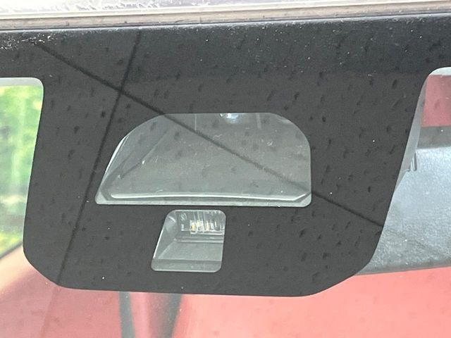 �y�V�e�B�u���[�L�A�N�e�B�u�V�X�e���z�ᑬ���s���ɑO���̎ԗ�����F�����A�Փ˂������Ȏ��͌x��ƃu���[�L�ŏՓˉ���Ɣ�Q�y�����A�V�X�g�B�����S�Ƀh���C�u�����y���݂��������܂��B