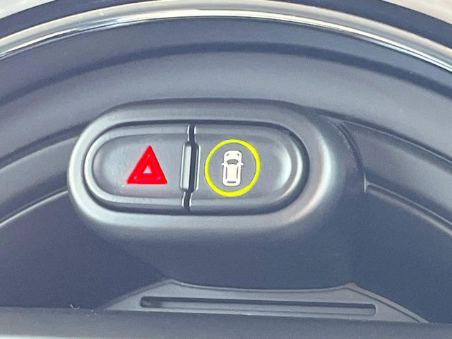 ���C���e���W�F���g�Z�[�t�e�B�[:�悻���^�]�ȂǁA���̂��N����O�ɖ��R�Ɍx����u���[�L�쓮�����Ă����֗��ȋ@�\�ł���!