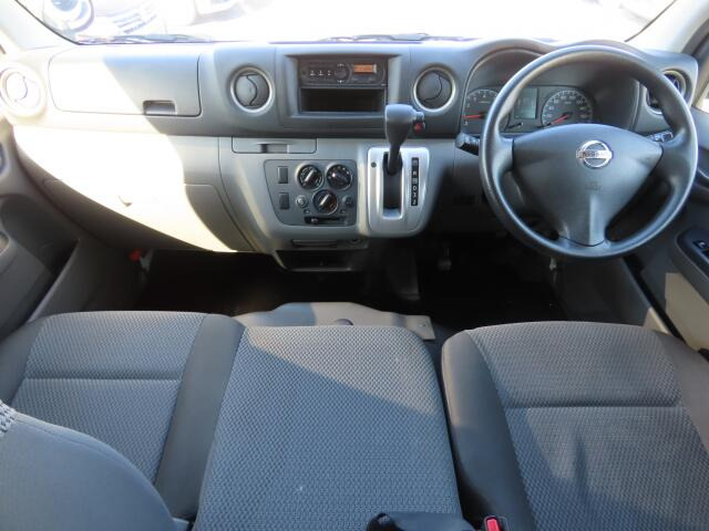 �ԓ��͐��Ǝ҂ɂĎ����N���[�j���O�{�H�ς݂Ȃ̂ŁA��ϐ����ł��B�I���b�N�X�����Ԃł݂͂Ȃ��܂ɉ��K�ȃh���C�u�����񑩂��܂��B