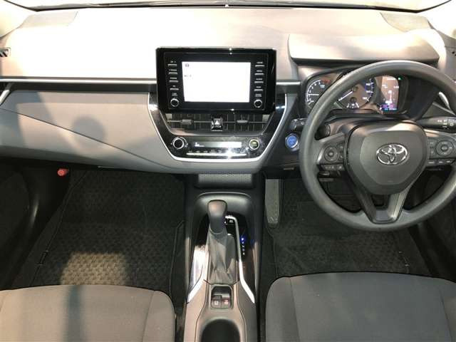 カローラツーリング1.8 ハイブリッド G-X E-Four 4WD