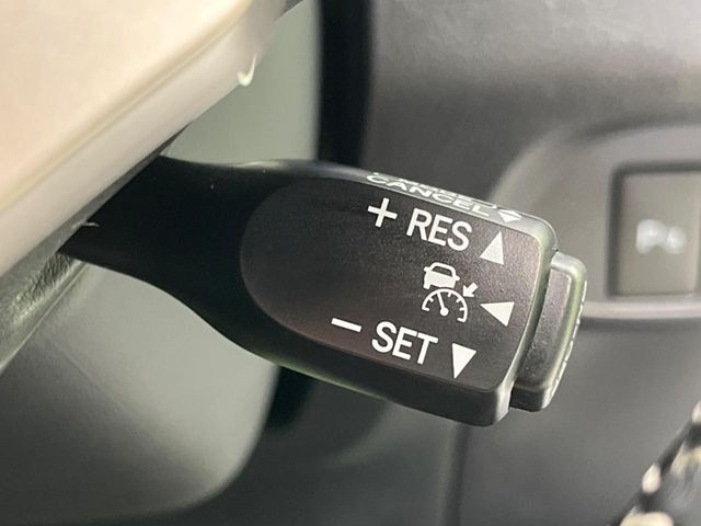 �y���[�_�[�N���[�Y�R���g���[���z�������H�ł̒��������s���y��!!�����ő��x��ۂN���[�Y�R���g���[�����A�Փˌy���V�X�e���ƘA�g���A�O���̎ԗ������m���ĎԊԂ�ۂ悤�ɑ��x���߂��Ă���܂�!!