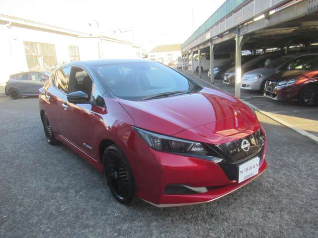 リーフe+ X 90周年記念車