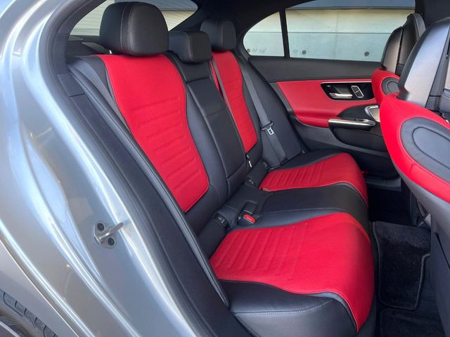 �����:��l����Ԃ��Ă��������������Ȃ��قǁA�������L�X���Ă���܂��B