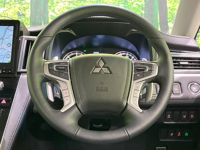 �y�����v�����X�e�A�����O�z�㎿�Ȋv���g�p���邱�ƂŁA��ɂ����������݂ƂĂ��^�]���₷���n���h���ł���