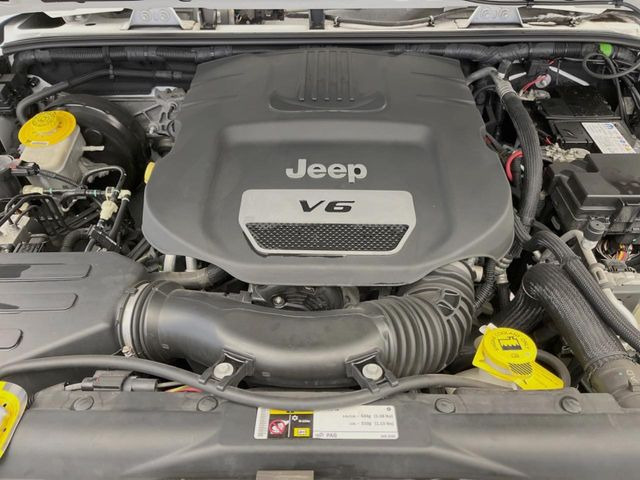 �����X�ł́A�e���[�J�[�̐�p�f�f�e�X�^�[�𓱓��B���Ǝ��i�����e�N�j�J���X�^�b�t���풓���Ă���܂��̂ŁA������̍ۂɂ����S���Ă����p���������܂��B