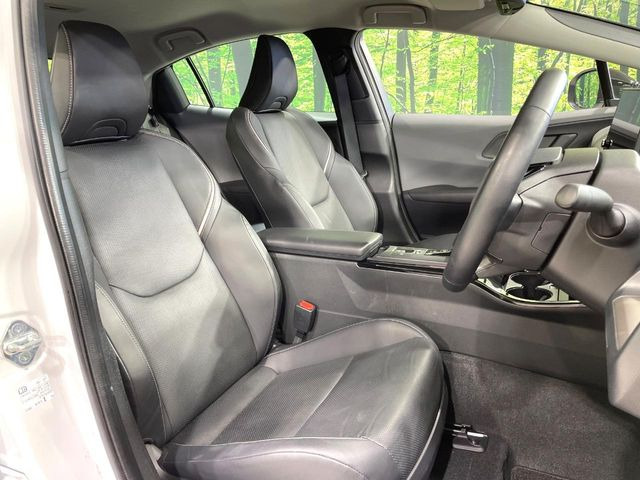 �y���烌�U�[�V�[�g�z����̂ӂ���肪�e�ՂŃ����e�i���X�����ȒP�ȁA�@�\���ɗD��鍇����v���̗p�����㎿�ȃV�[�g�ł��B����S�n���悭�A���������ӂ��S�n�ǂ��ԓ���Ԃ����o���Ă���܂��B