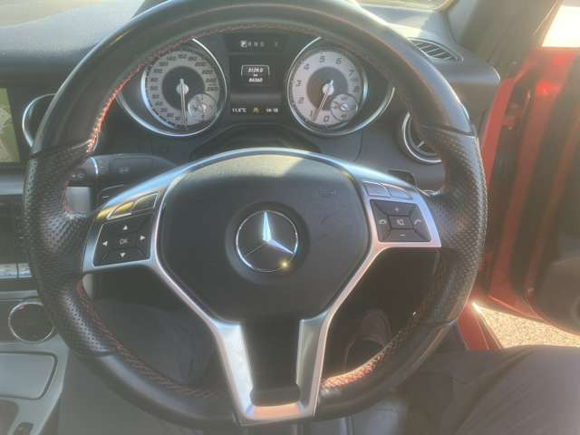 �C�ɂȂ邨�Ԃ�����܂�����E�̓d�b�ԍ����璼�ڂ��X�ɂ��₢���킹���������B�x�����@����ԗ����A��Ԃ܂łȂ�ł������������Ē����܂��B�X�^�b�t�ꓯ���A�����҂����Ă���܂��B