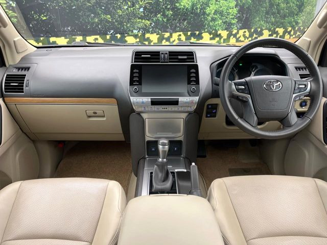 グループ総在庫数約30,000台!!全国の系列店からメーカー・車種問わずご紹介出来るので、あなたにピッタリのお車が見つかるはずです♪まずはお問い合わせ下さい☆