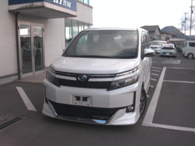 ヴォクシー1.8 ハイブリッド V