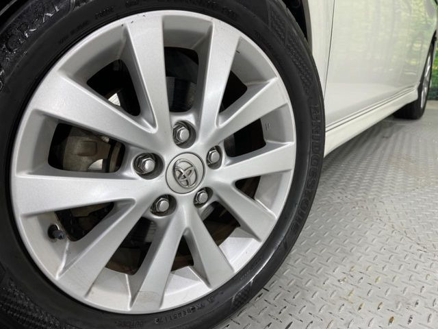 �y����16�C���`�A���~�z�C�[���z�O�ςɃ}�b�`���������A���~�z�C�[���𑕒����Ă���܂��B�e��ЊO�A���~�z�C�[����A�X�^�b�h���X�^�C�����戵�����Ă���܂��B���񂲑��k����������