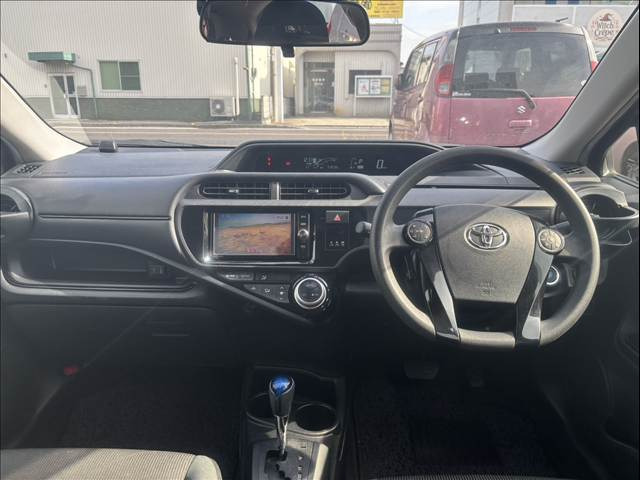 アクア1.5 S スタイルブラック