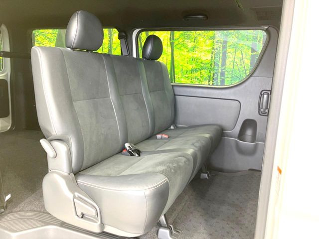 �L�X�Ƃ���2��ڃV�[�g�͋��Z���������A���S�n�����K!�F�B��Ƒ��Ƃ̂��o�����ɂ҂�����ł��B�x�r�[�V�[�g��`���C���h�V�[�g�g�p�������K�ɂ��߂�������������\���ȋ�Ԃ��m�ۂ��Ă��܂��B