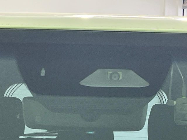 �y�g���^�Z�[�t�e�B�Z���X�z���s���ɑO���̎ԗ�����F�����A�Փ˂������Ȏ��͌x��ƃu���[�L�ŏՓˉ���Ɣ�Q�y�����A�V�X�g�B�����S�Ƀh���C�u�����y���݂��������܂��B