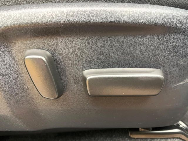 �y�p���[�V�[�g�z�X�C�b�`��ŊȒP�ɃV�[�g�̔��������\!�d��������͂�����܂���!���K�ȃV�[�g�|�W�V�����ɃZ�b�g���āA���K�ȃh���C�u�����y���݂��������B