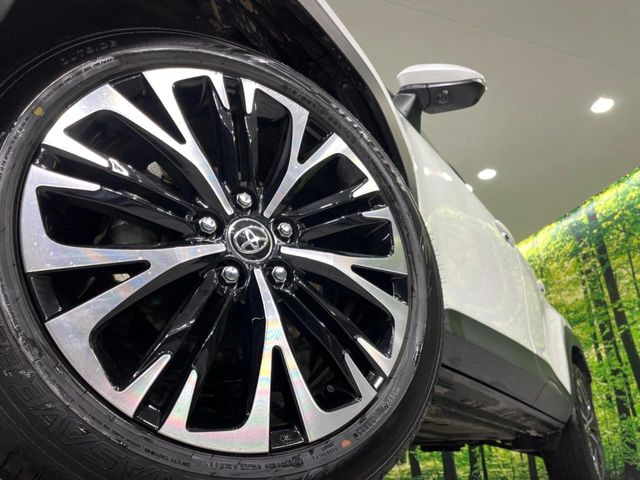 �y����18�C���`�A���~�z�C�[���z�O�ςɃ}�b�`���������A���~�z�C�[���𑕒����Ă���܂��B�e��ЊO�A���~�z�C�[����A�X�^�b�h���X�^�C�����戵�����Ă���܂��B���񂲑��k����������