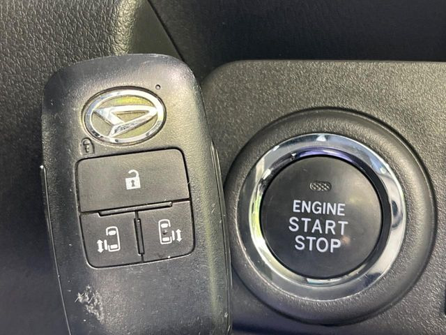 �y�L�[�t���[�V�X�e���z�J�o����|�P�b�g�ɓ��ꂽ�܂܂ł��h�A�̎{���E�������\�ȃX�}�[�g�L�[�𑕔��B�G���W���̃I���E�I�t�����J�M�����o���K�v����������Ƃ��Ă��֗��ł���