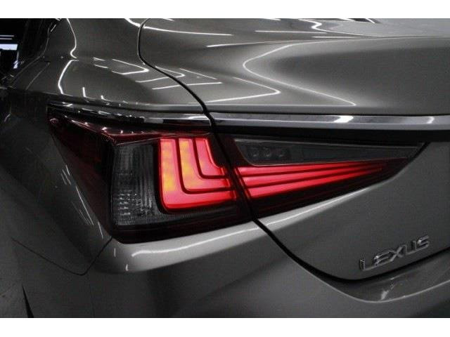 ���Ǝҗl�ւ̔̔��͂��f�肳���Ă��������܂��B �Ԍ������ԗ��̏ꍇ�́A�Ԍ����擾�������x�������z�ŕ\�����Ă���܂��B