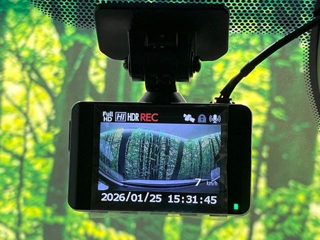 �y�h���C�u���R�[�_�[�z�h���C�u���R�[�_�[����!���s���͂������A������^�]�⎖�̂ɑ��������ہA�f���ŋL�^���A����̃��X�N�ɔ����܂��B���L�^�pSD�J�[�h�͂��q�l�����g�ł��������������K�v������܂��B