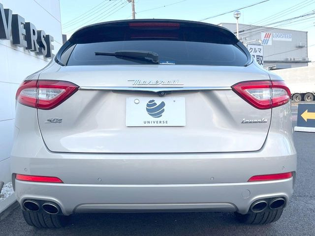 �����X�ł͑�O�ҋ@�ւɂ��ԗ��i���Ӓ�𓱓����A�C�����Ԃ�r���B�Ӓ菑�����s����܂��̂ŁA�ς��ƌ��������ł͕�����Ȃ��ӏ��܂Ŕ[��������ł��������������܂��B���ꕔ�����{�̏ꍇ���������܂��B