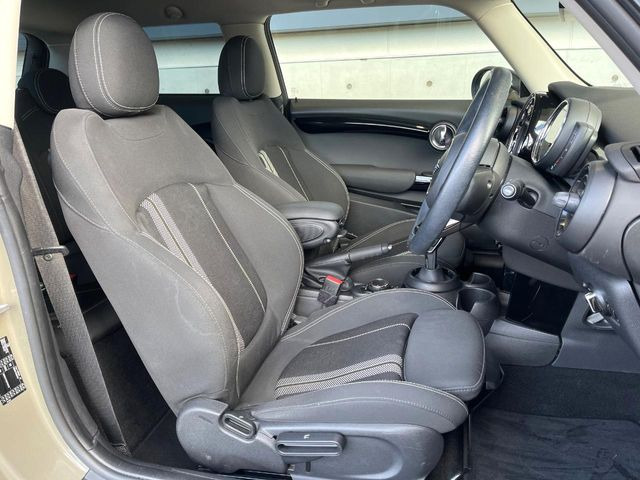 ���V�[�g�̎g�p��:�j��E�ւ�������Ȃ��A�����̒ʂ肫�ꂢ�ȏ�Ԃ��ێ����Ă���܂��B�܂��A�����N���[�j���O�E�R�[�e�B���O�����p�����������܂��B