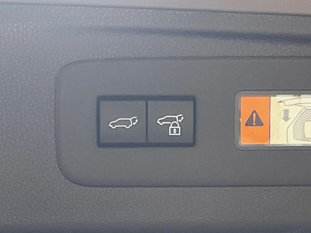 �y�p���[�o�b�N�h�A�z�X�}�[�g�L�[��^�]�Ȃ̃{�^�������������Ń��A�Q�[�g�������ŊJ���܂�!�ו��������Ă��鎞��A�����ʒu�ɂ���o�b�N�h�A��߂�ۂɕ֗��ȋ@�\�ł���