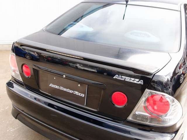 1�I�[�i�[�ԗ�/HID/����17AW/�����t���G�A��/���A�E�C���O/�t���m�[�}��/6MT/�A���p�C���X�s�[�J�[/�����L�[���X�L�[/���ʎd�l��RS200���~�e�b�h�U/���/�ߋ������L�^��20��