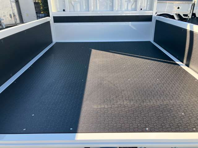 �ב����2090mm&times;1600mm&times;380mm!���O���łƂĂ��L���C�ł�!�[�q1�x�A���Ԃ����m�F������!